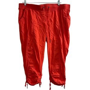 Torrid Women's Capri Pants Size 18 Red Elastic Waist Casual Cropped